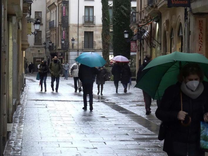 Diez litros se recogieron este lunes en la capital.