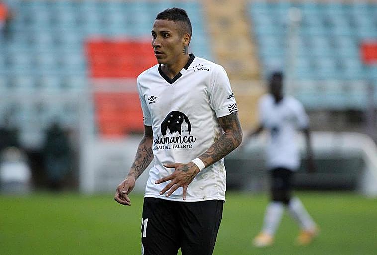 Puma Chávez en un encuentro en el Helmántico.