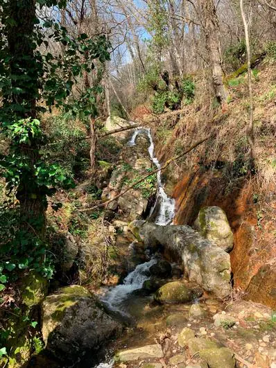 Las llamadas “Cascadas sin fin” son uno de los atractivos del recorrido.