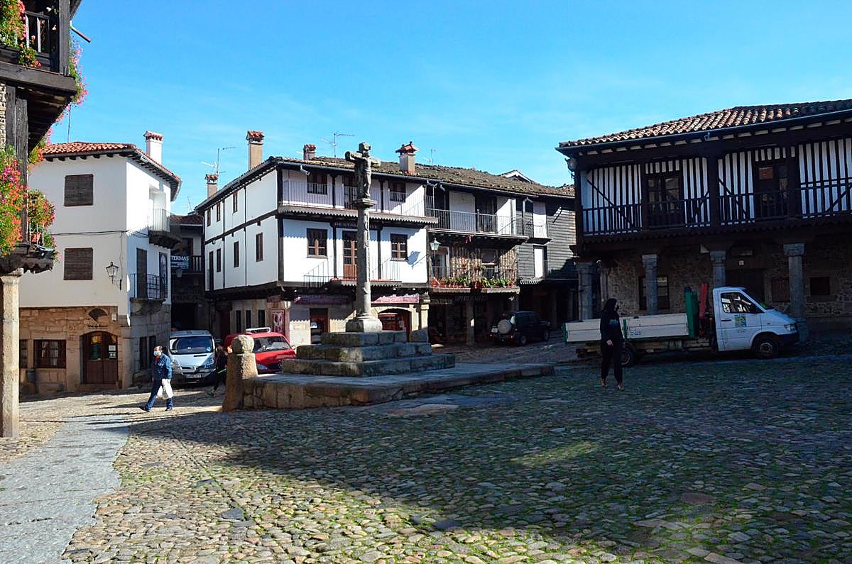 Plaza de La Alberca, rebosante de encanto pero tranquila en un día cualquiera