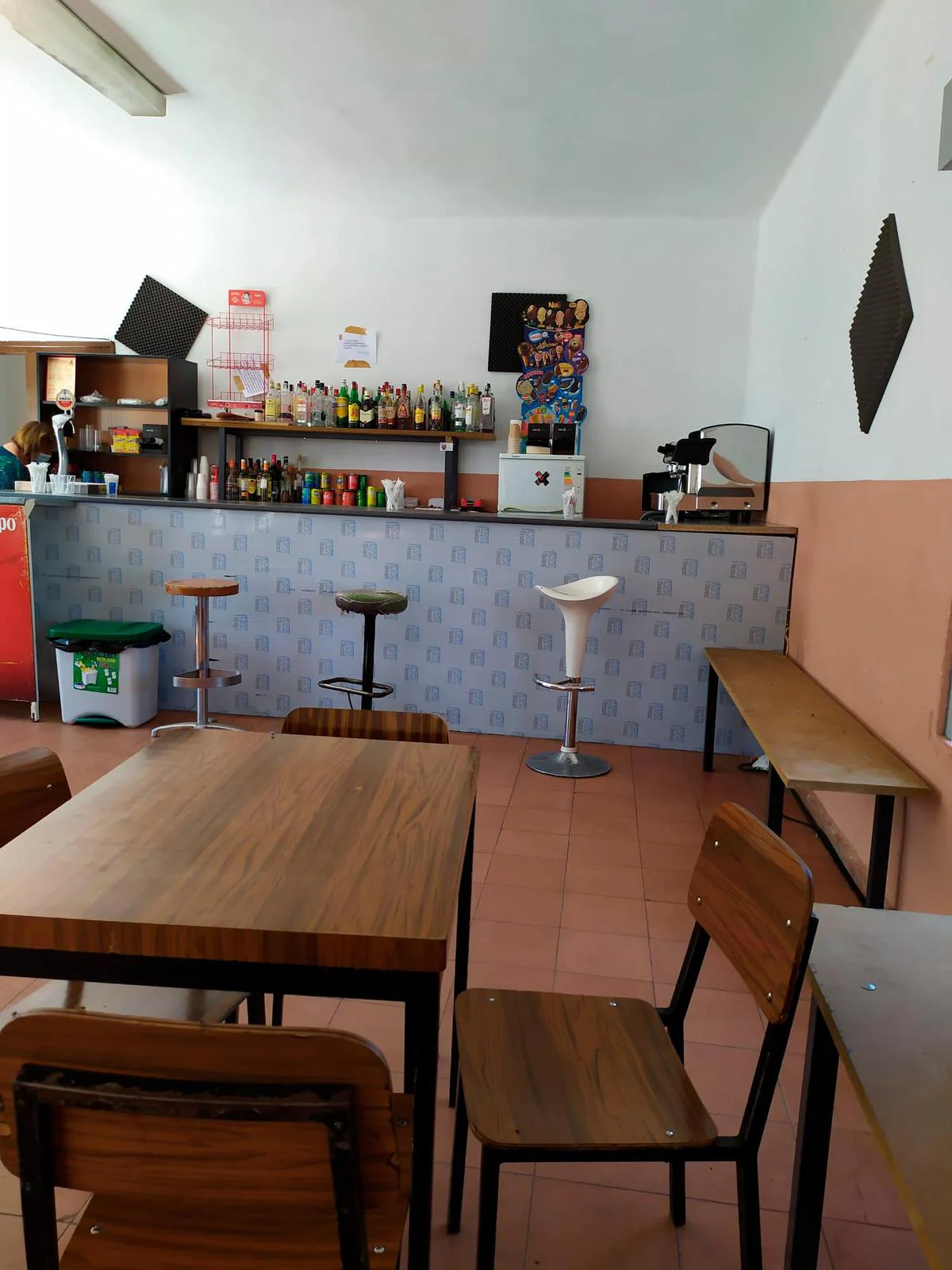 Bar de Larrodrigo, también centro social polivalente