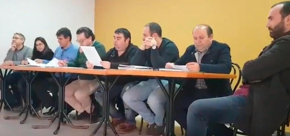 Presentación de la moción de censura en Arapiles.