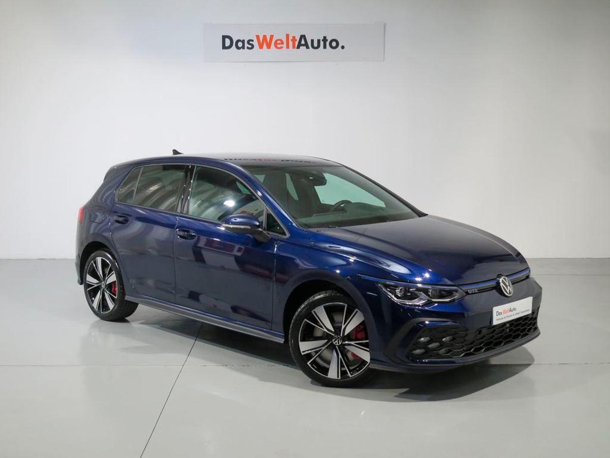 VOLKSWAGEN Golf 1.4 TSI GTE 180kW (245 CV) | Kilómetros: 2.215 km | Fecha matriculación: 01/12/2020 | Precio Oferta: 38.500 euros | Precio Financiado: 35.700 euros (*)