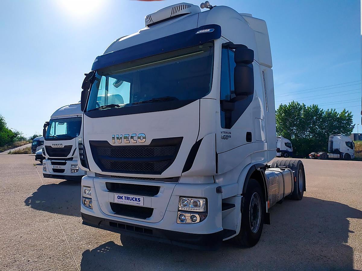 IVECO AS440S46T/P HW | Kilómetros: 373.938 km | Fecha matriculación: 2015 | Combustible: Diésel | Equipamiento: Automático - Retarder | Precio: 25.000 euros + IVA