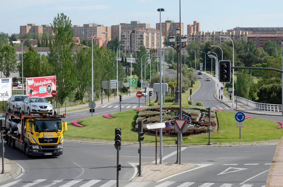 El incidente se produjo en la Glorieta Ciudad de Brujas