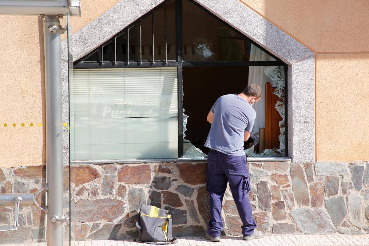 Uno de los bares asaltados está en la calle Sumatra