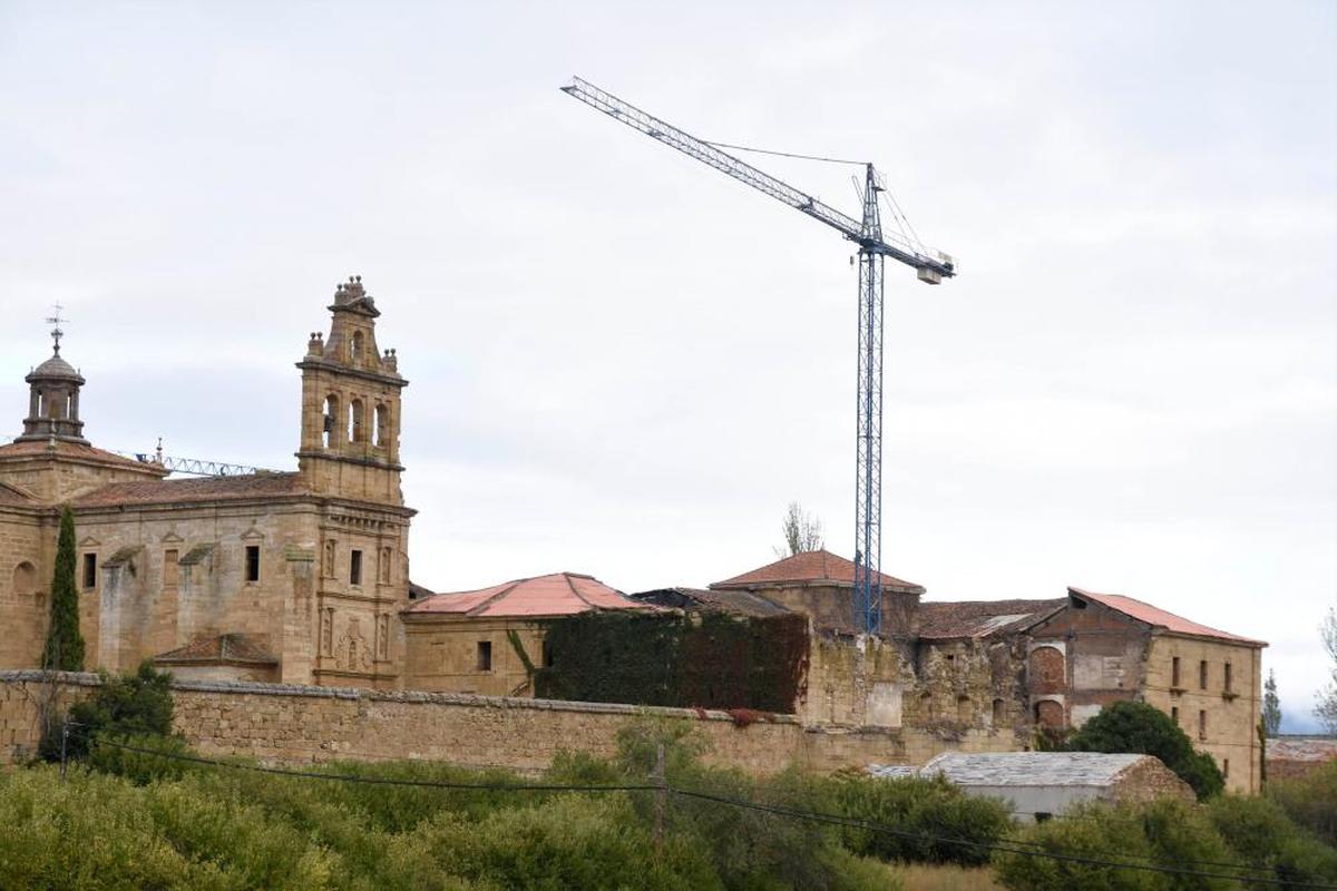 Estado en el que quedó el monasterio premostratense de La Caridad, en el agregado mirobrigense de Sanjuanejo, al paralizarse las obras.