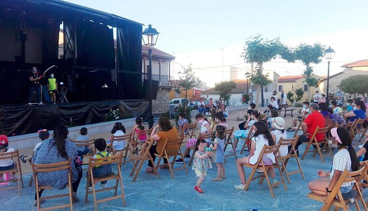Espectáculo infantil y familiar que tuvo lugar la semana pasada en El Cubo de Don Sancho.