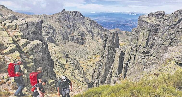 El paraje de Las Agujas, en la Sierra de Béjar y Candelario, ofrece unas espectaculares vistas del sur de Salamanca y norte de Cáceres