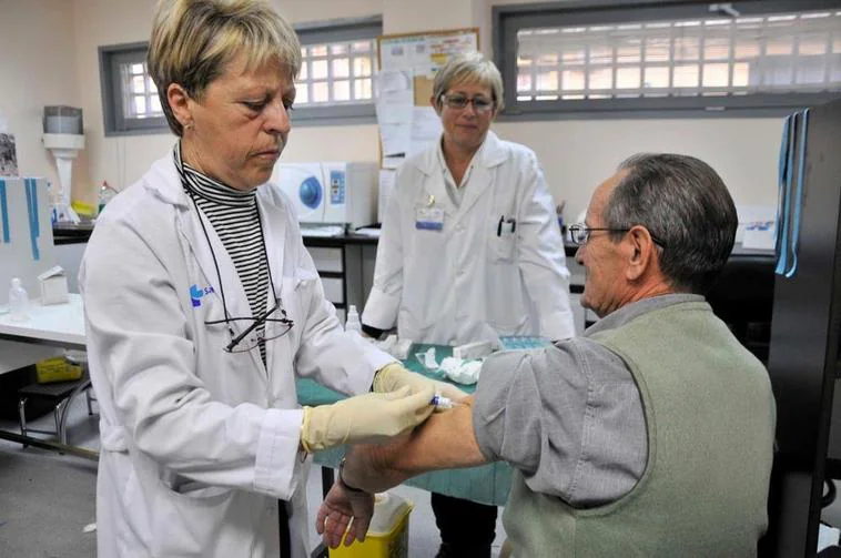 La inmunidad cada vez más cerca: la cifra de dosis administradas supera las 34 millones en España