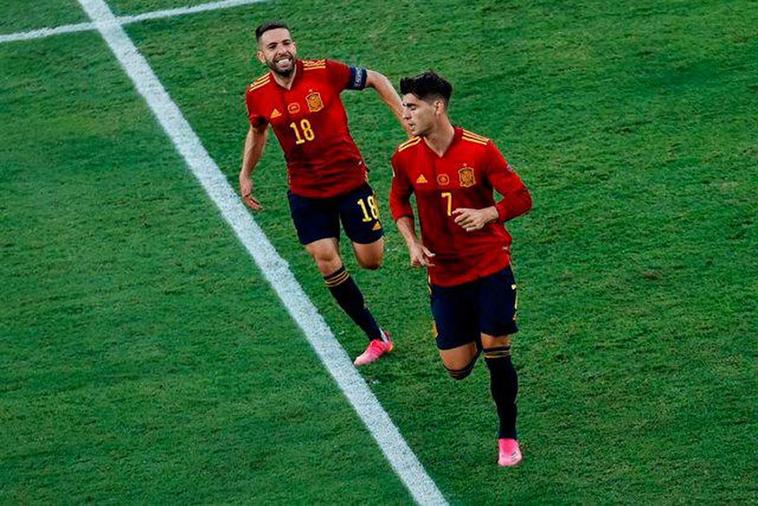 Álvaro Morata en la celebración del gol.