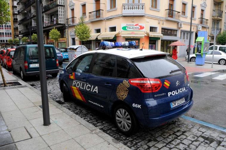 Coche de la Policía Nacional de Salamanca.