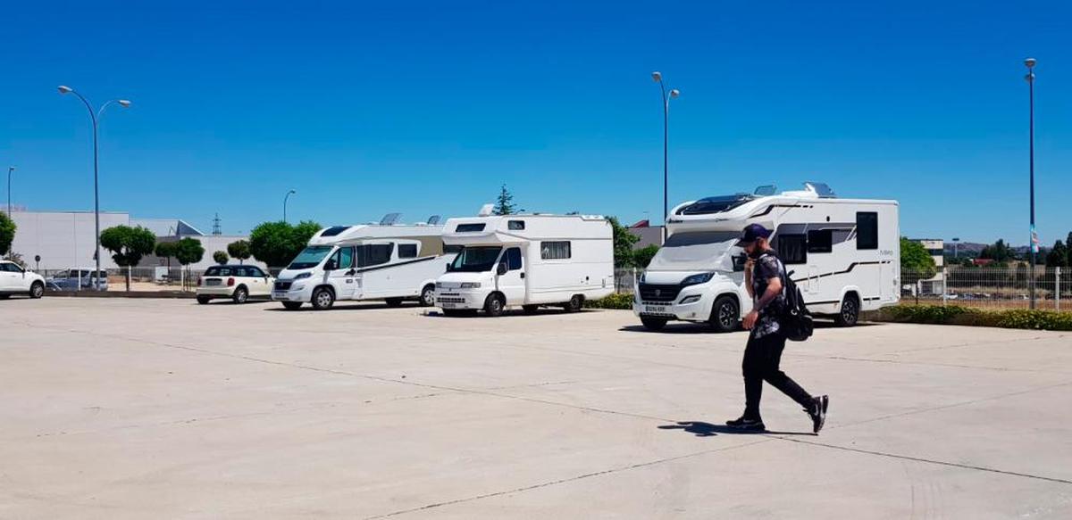 Aparcamiento en Carbajosa, municipio pionero en estas instalaciones.