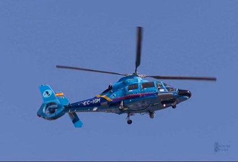 Recuperado el helicóptero caído al mar mientras perseguía a una narcolancha en Algeciras