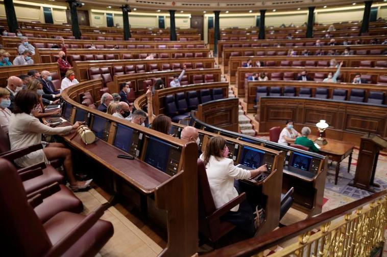 Vista general de la votación del decreto ley para reducir la temporalidad en el empleo público