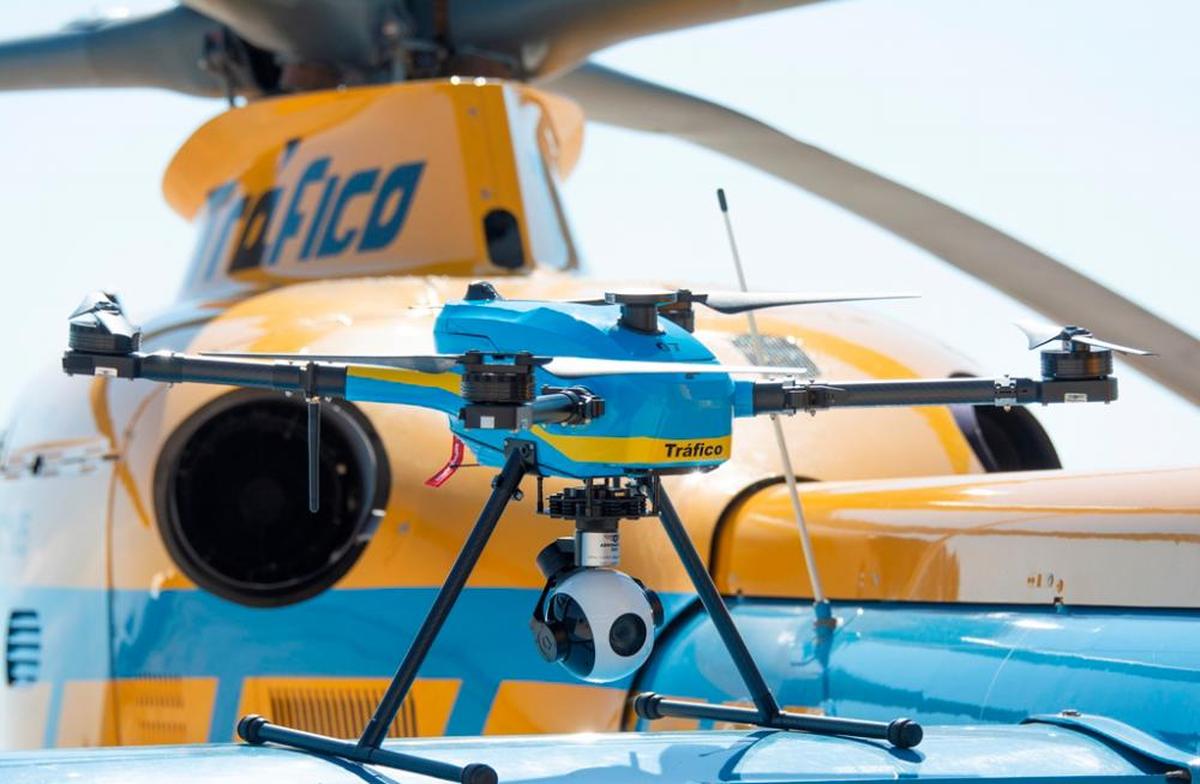 En Castilla y León pueden sobrevolar las carreteras dos drones de la DGT.