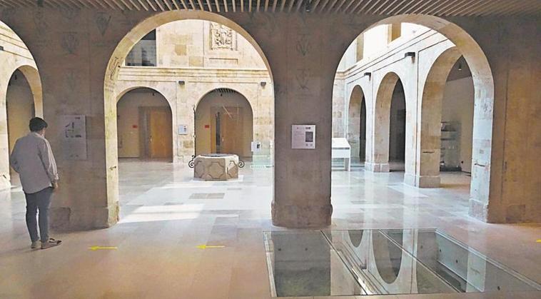 Claustro de la sede de Cursos Internacionales de la Universidad de Salamanca.