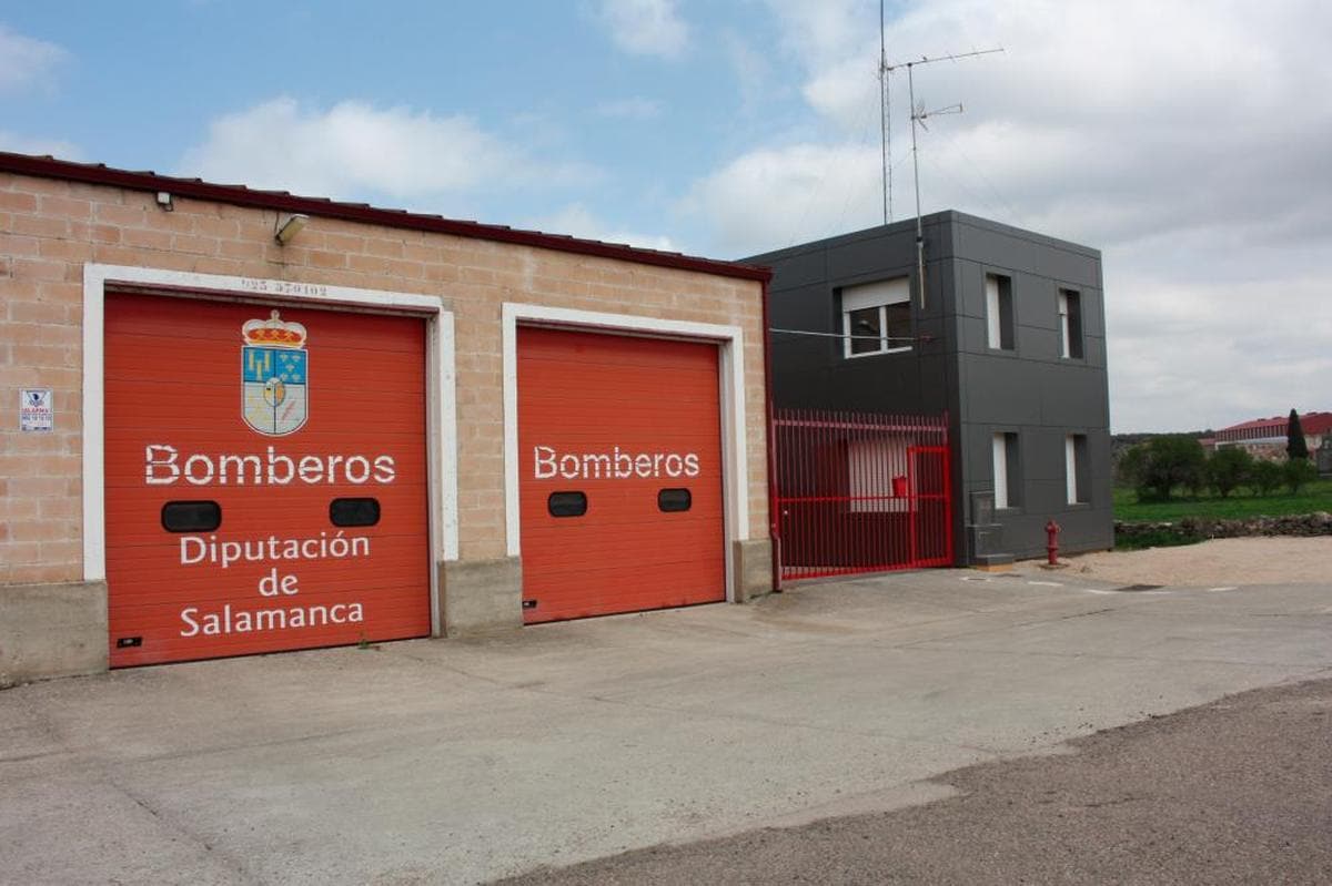 Las actuales instalaciones del parque de bomberos de Ledesma.
