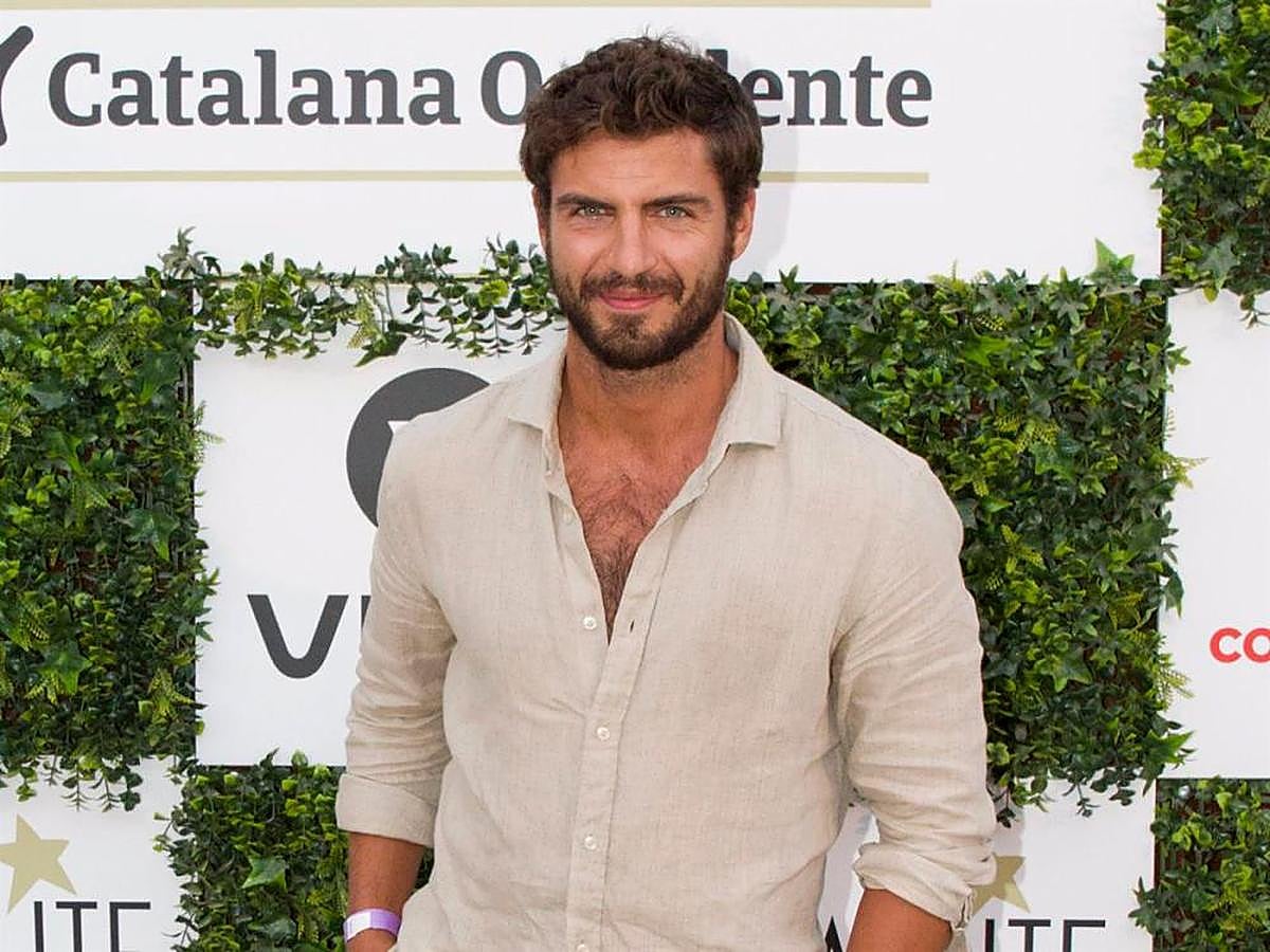 Maxi Iglesias no se perdió el concierto de David Bisbal en Marbella.