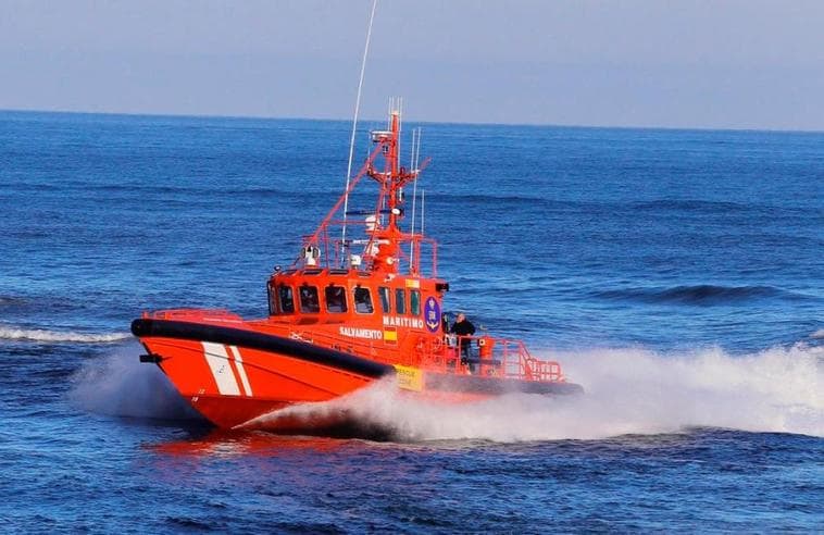 Más de 20 heridos, entre ellos un niño en estado grave, al encallar un ferry en las Islas Baleares