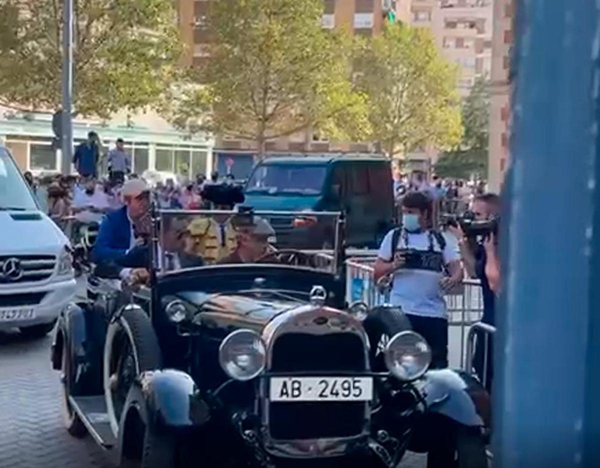 Llegada de Morante a La Glorieta.