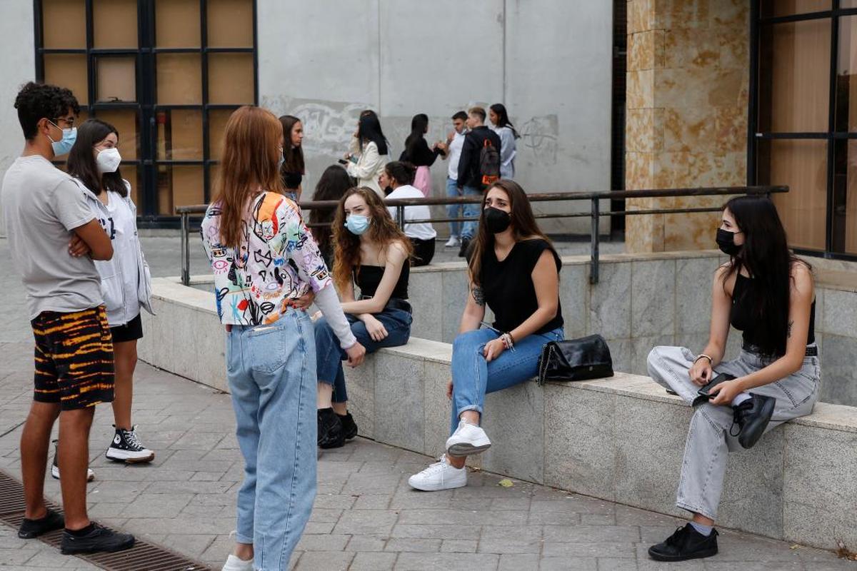 Estudiantes de la Universidad en el Campus Unamuno.