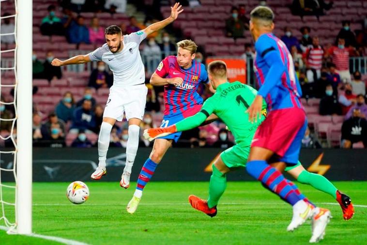 Instante del gol de Domigos para el Granada.