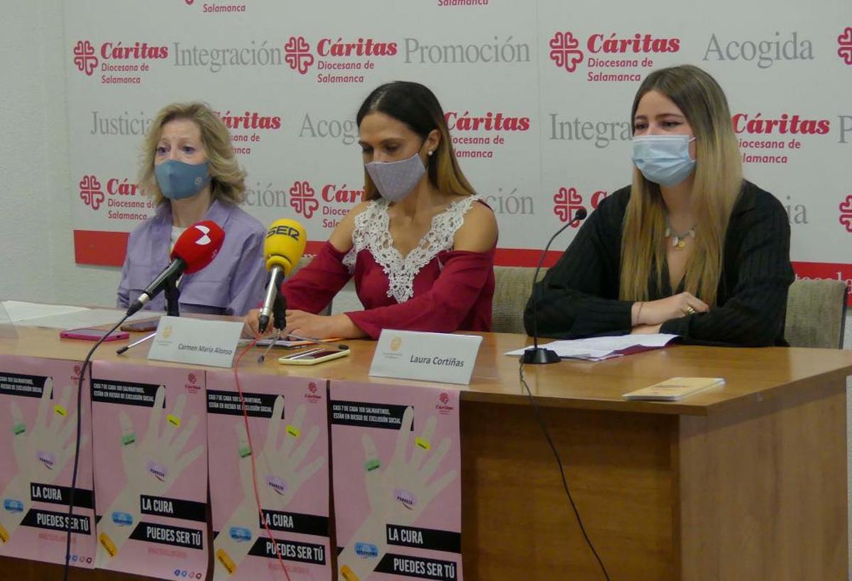 Rosa Hernández, Carmen María Alonso y Laura Cortiñas.