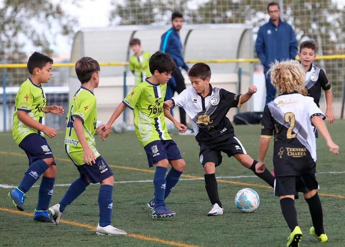 Las mejores imágenes de la primera jornada del fútbol base en Salamanca