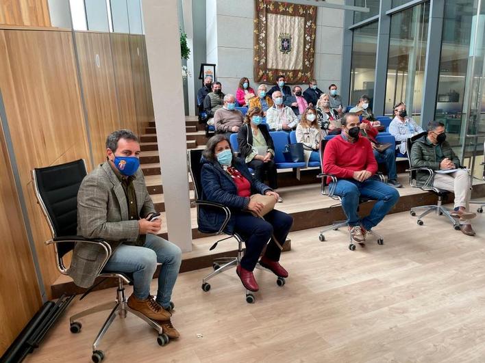 Asistentes a la presentación del bono rural