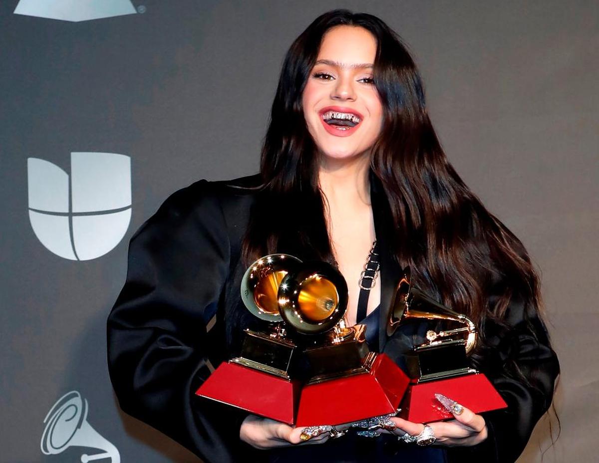 La cantante Rosalía en una entrega de premios