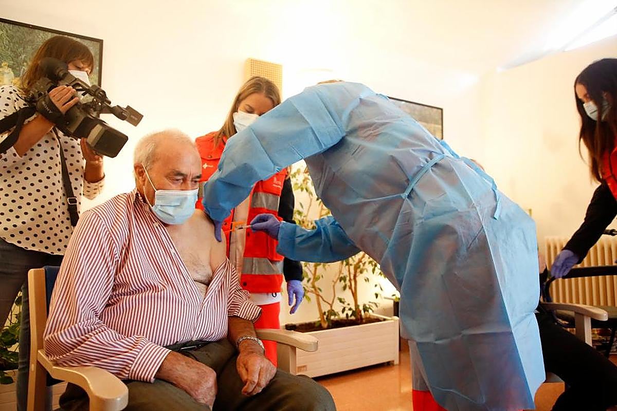 Imagen de archivo de la primera residencia salmantina en la que se inició la ronda de terceras dosis.