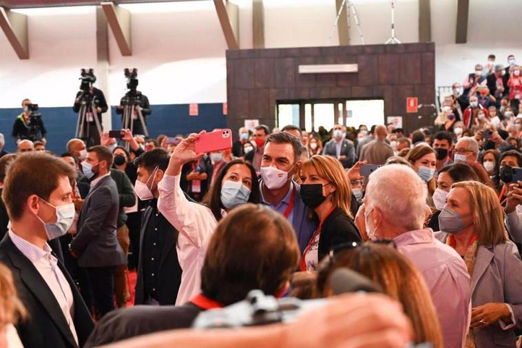 El presidente del Gobierno, Pedro Sánchez, a su llegada a la clausura del Congreso del PSOE.