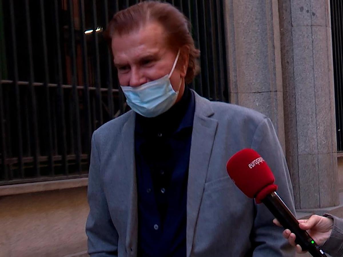 Edmundo Arrocet preguntado en plena calle.