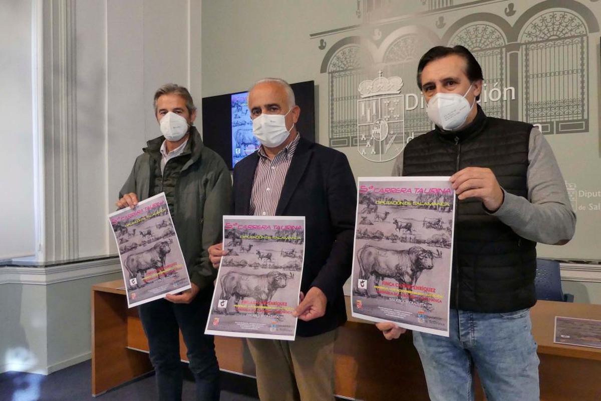 José Ignacio Sánchez, Jesús María Ortiz y Casimiro Blanco, en la presentación.