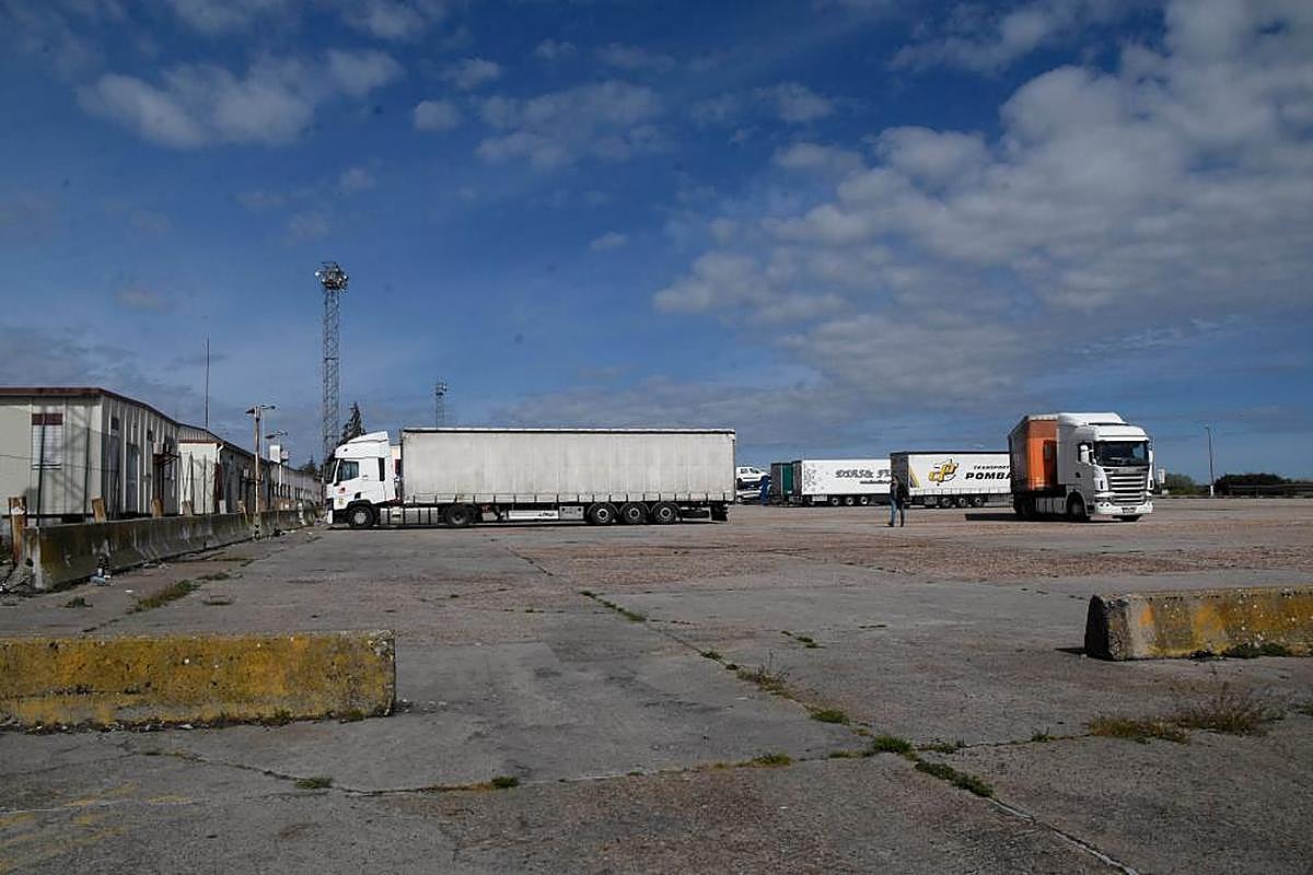 El Consistorio impulsa la creación de 30.000 metros cuadrados de suelo industrial en la antigua “campa de camiones” de Fuentes de Oñoro.