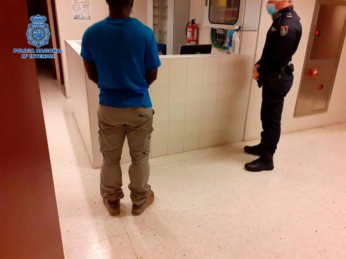 El detenido en dependencias policiales.