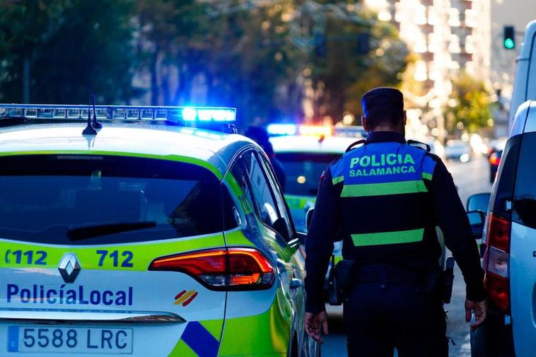 Un agente de la Policía Local de Salamanca.