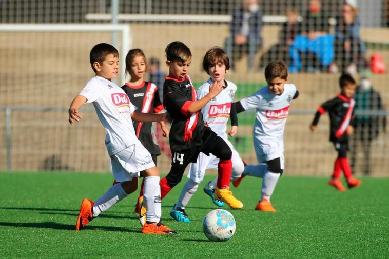 Galería de imágenes de la jornada de fútbol base