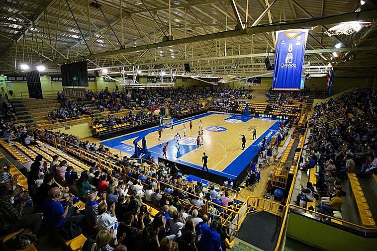 El pabellón de Würzburg durante un partido del Avenida