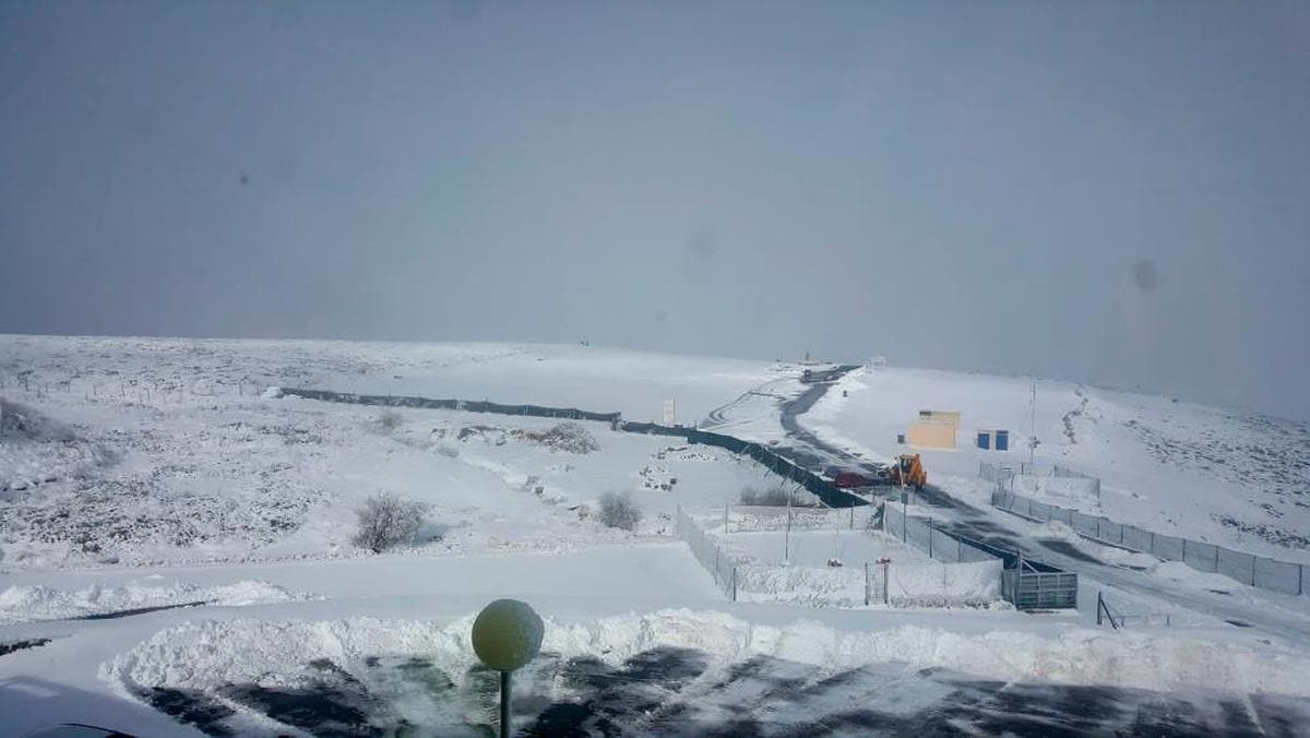 Estación de esquí ayer tras las nevadas de esta semana.