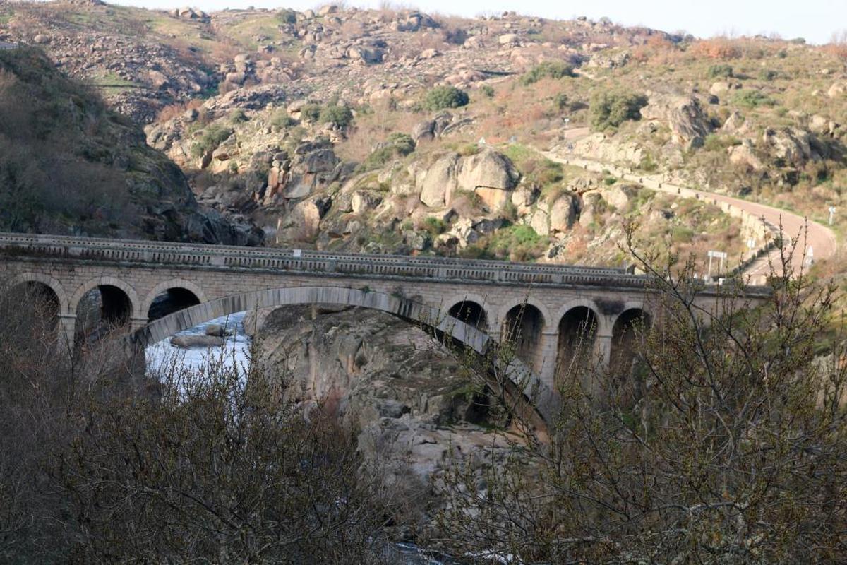 El puente de la Resbalina, una de las riquezas patrimoniales en el entorno de Saldeana