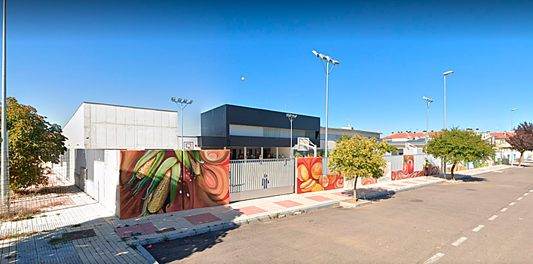 El CEIP Isabel Reina de Castilla de Carbajosa ha tenido hasta 6 aulas confinadas