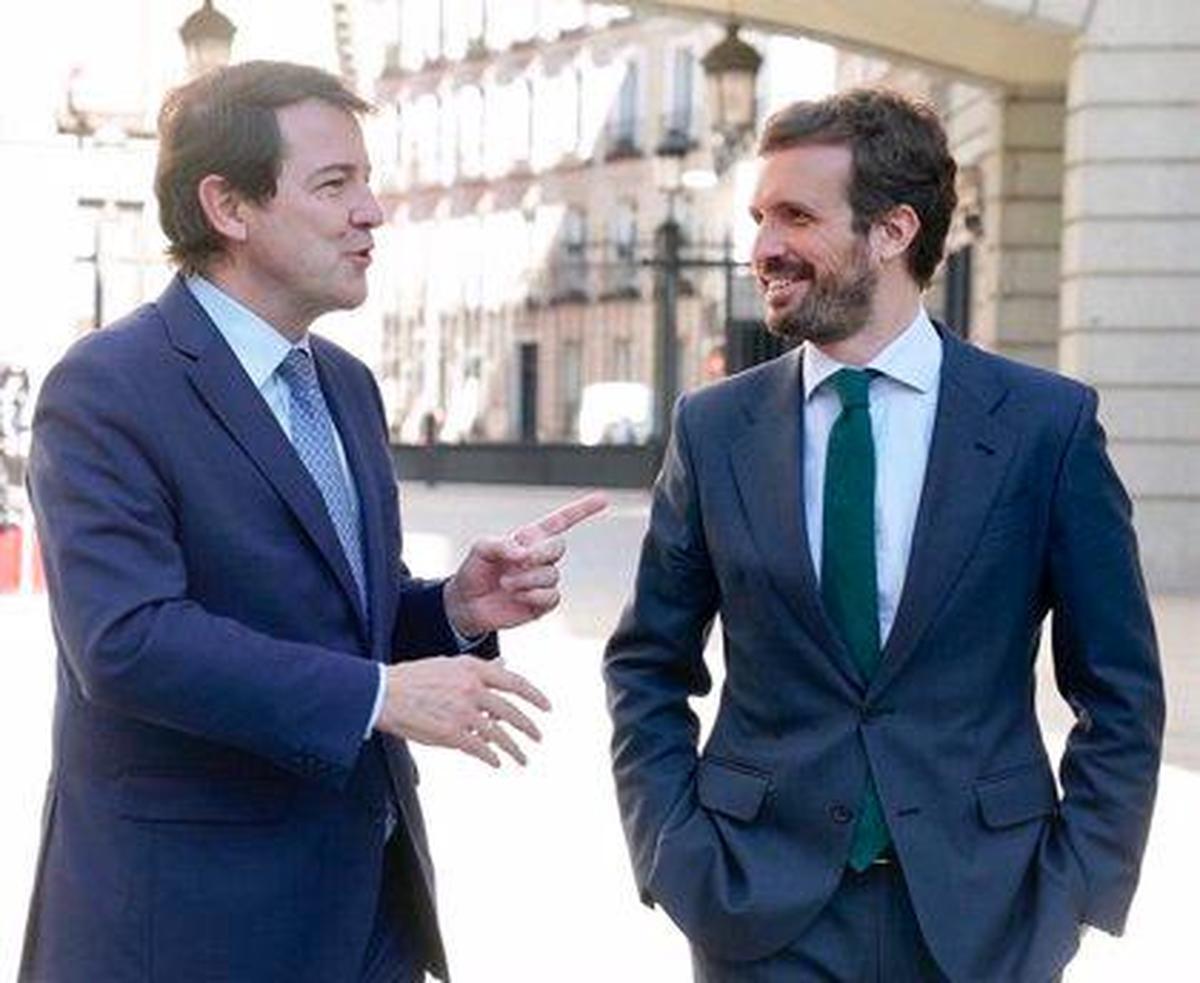 Alfonso Fernández Mañueco y Pablo Casado