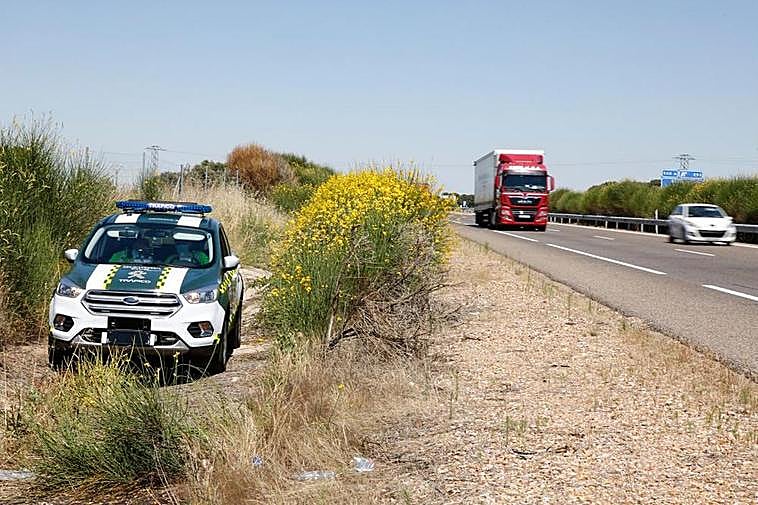 Radar móvil de la Guardia Civil en la A-62