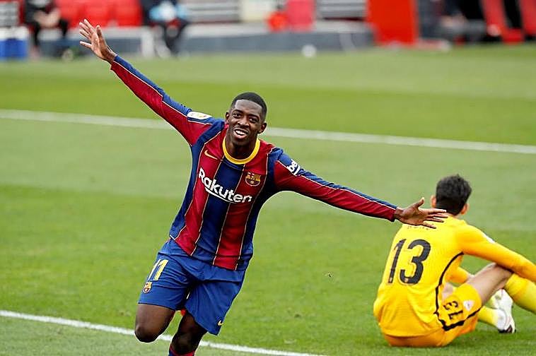 Dembélé, celebrando un gol con la camiseta azulgrana.