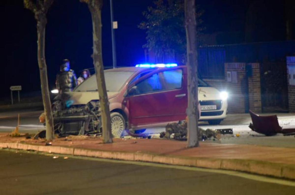 El vehículo accidentado en Cabrerizos.