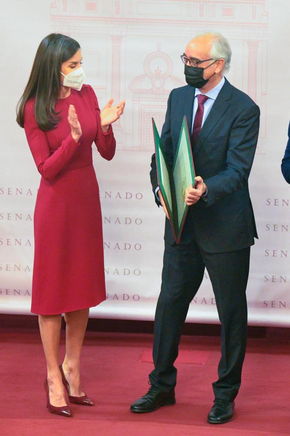 La reina Letizia con el periodista salmantino Antonio Del Rey