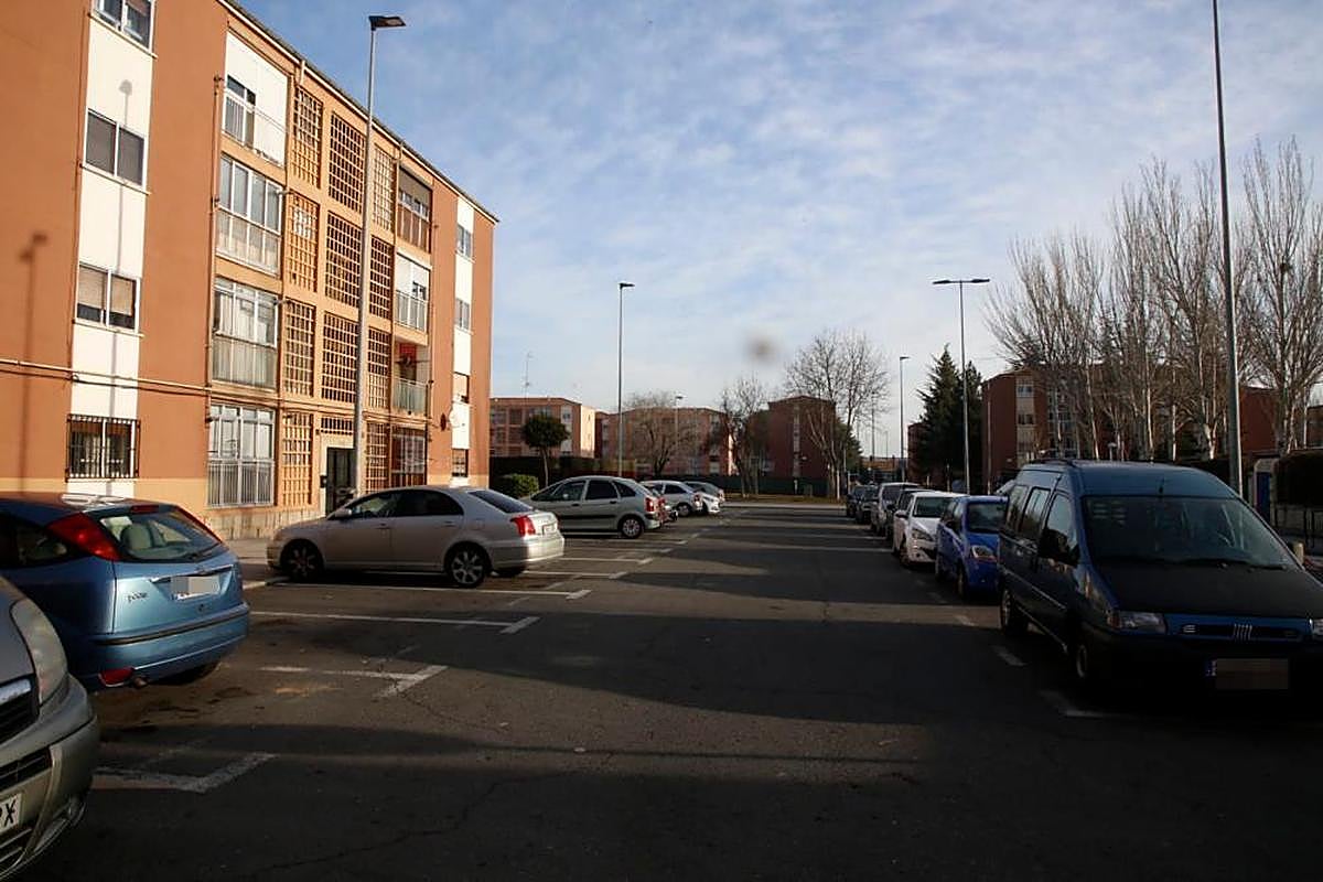 Calle Maestro Serrano, donde se ha producido la redada.