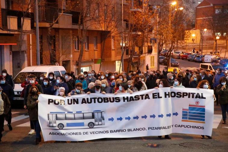 Protesta de los vecinos de Capuchinos y el Barrio Blanco.